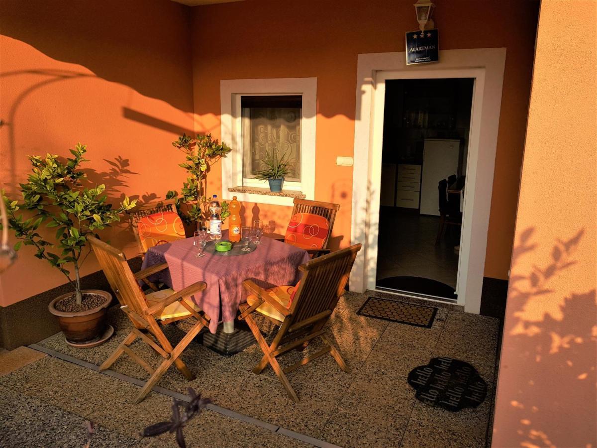 Apartments Davor Umag Buitenkant foto