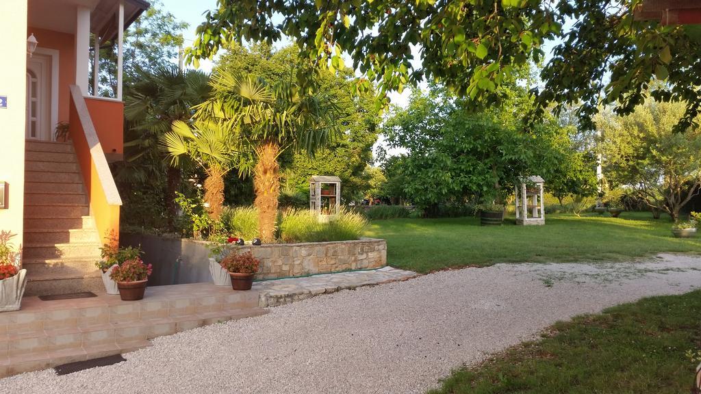 Apartments Davor Umag Buitenkant foto