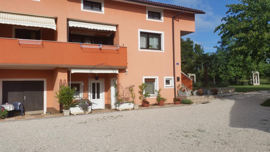 Apartments Davor Umag Buitenkant foto