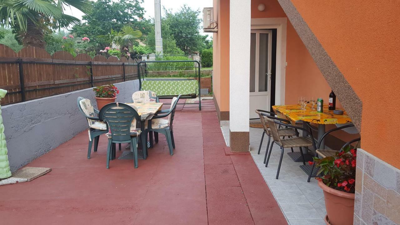 Apartments Davor Umag Buitenkant foto