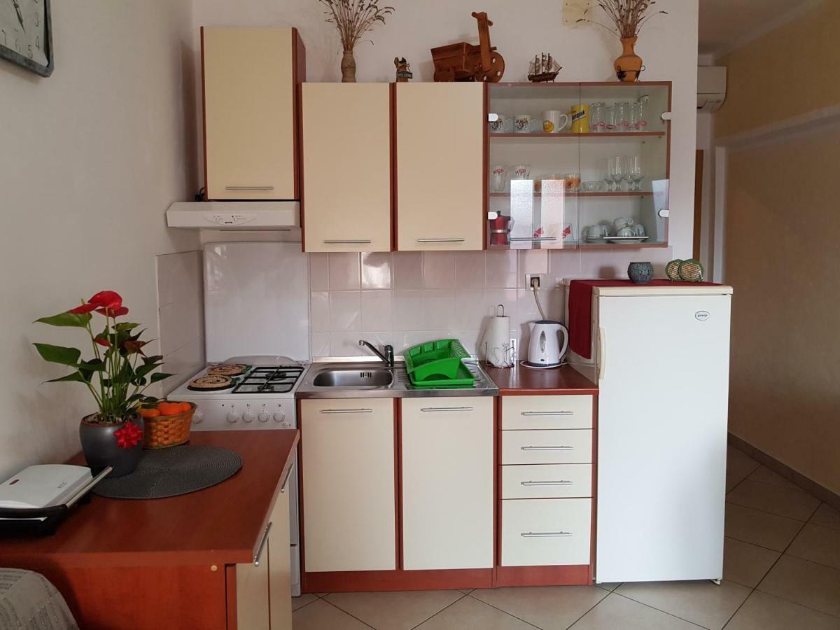Apartments Davor Umag Buitenkant foto
